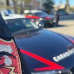 Campora San Giovanni, ingere drogas e se joga na água no porto: salva por um jovem e pela polícia