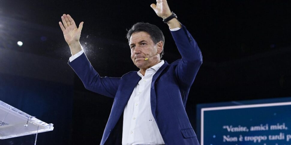 Conde em Cosenza: O evento M5S se muda para o Auditório Guarasci