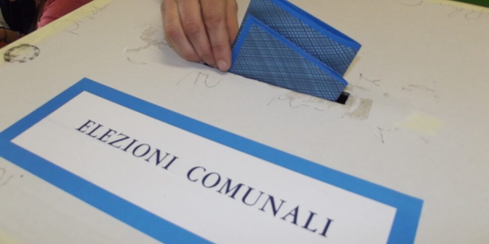 Escritórios administrativos em Castrovillari. A Cinquestelle corre sozinha