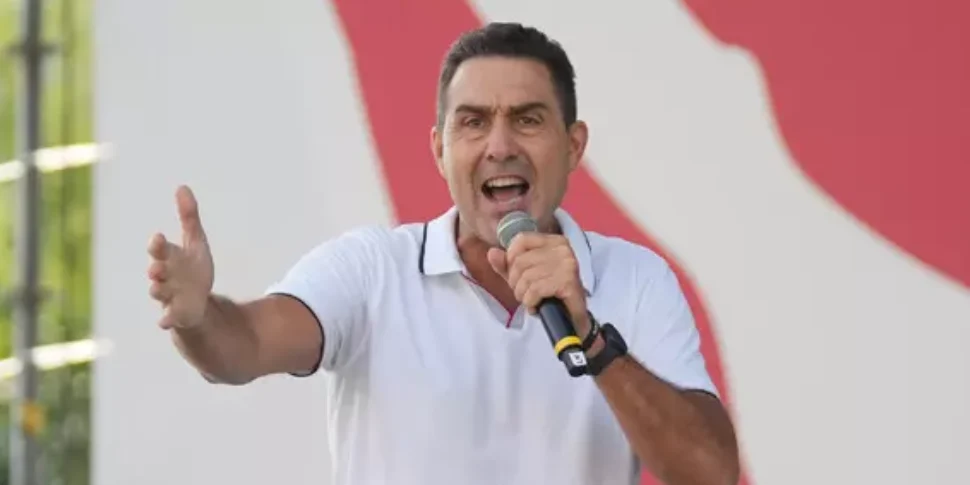 Vannacci deixa a Liga: “Continuo sozinho o meu caminho, o futuro nacional é a realidade”. Salvini: “Estou decepcionado. Bem-vindo quando tinha todos contra ele”