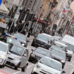 Com a crise no Irão e no Médio Oriente, um carro novo poderá custar mais 1.450 euros