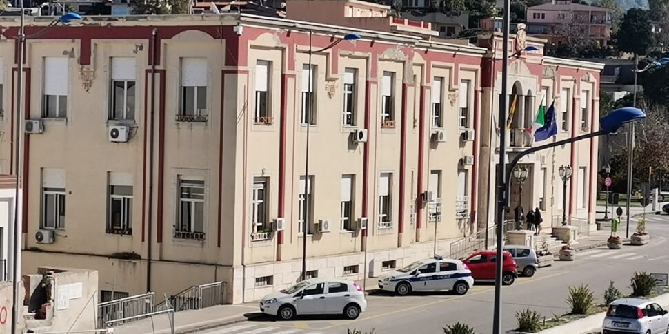 Barcelona, ​​três candidatos ao sindicato: Barbera, Bongiovanni e Scolaro. TODOS OS NOMES E LISTAS