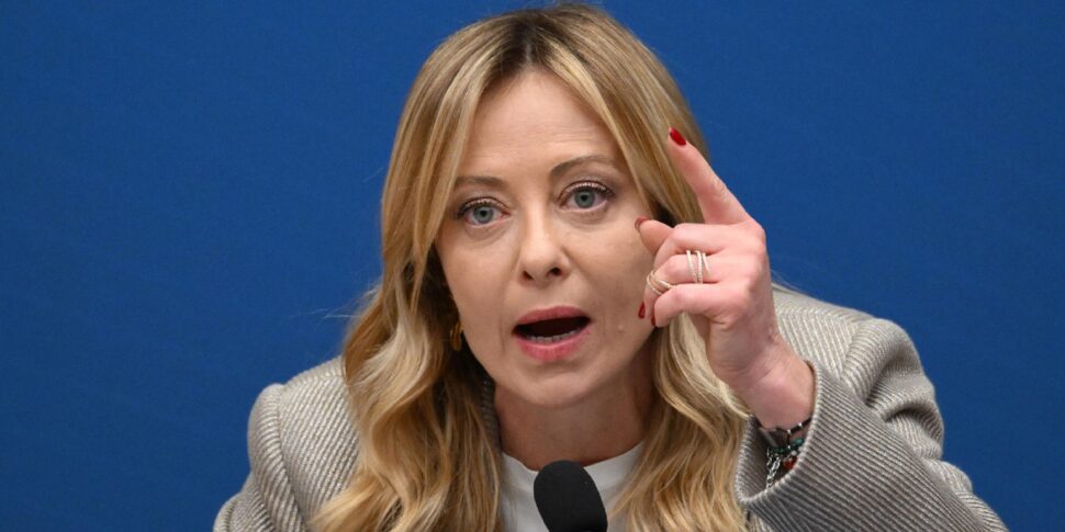 Líbano, ataques contra comboio da Unifil: Meloni condena Israel