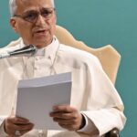 Papa Leão: “Não à bênção dos casais homossexuais e dos migrantes tratados como animais”. O apelo ao Médio Oriente: “Mais esforços para o diálogo”