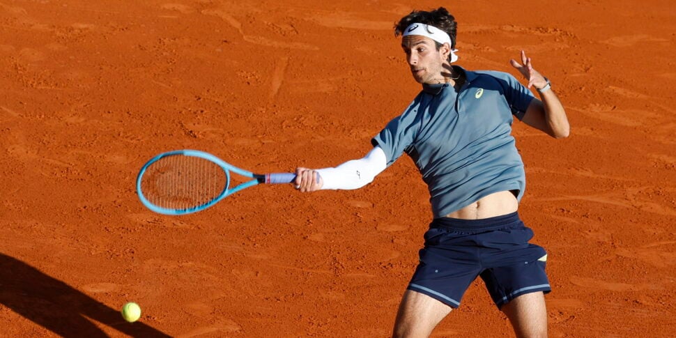 Tênis: Monte Carlo, Musetti derrotado em dois sets por Vacherot