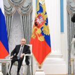 Putin acusa a Ucrânia: “Ataque a um dormitório estudantil, 6 mortos”. Mas Kiev nega: “Um golpe de comando militar”