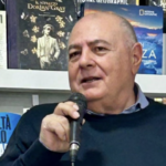 A luz de Mana Ghe contra as “almas negras”. Gioacchino Criaco nos fala sobre seu novo romance