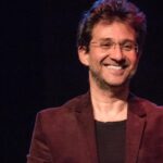 Dino Scuderi, a lenda do pianista de Messina nos navios que navegam pelos nossos mares