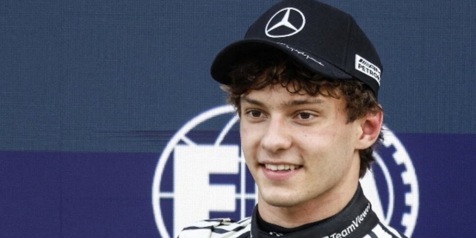 F1: Antonelli faz história em Miami. “Este poste é dedicado a Alex Zanardi”