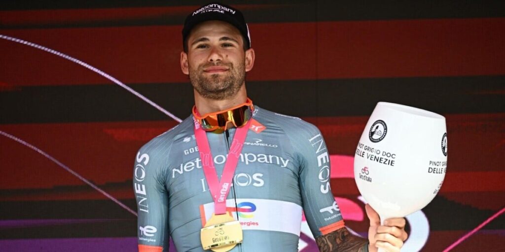 Giro d'Italia, Ganna como Merckx: um contra-relógio estelar em Versilia