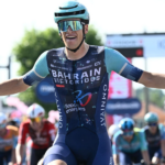 Giro d'Italia, Segaert vence em Novi Ligure. Eulácio permanece com a camisa rosa