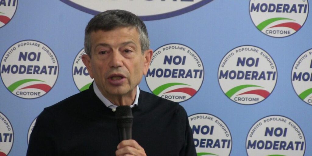 Lobos em Crotone: “Modelo de boa governança da Calábria. O Sul está crescendo mais que o Norte”