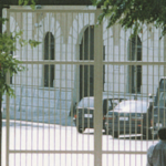 Mais uma violência desencadeia a denúncia: homem de 52 anos preso em Reggio após anos de maus-tratos à esposa