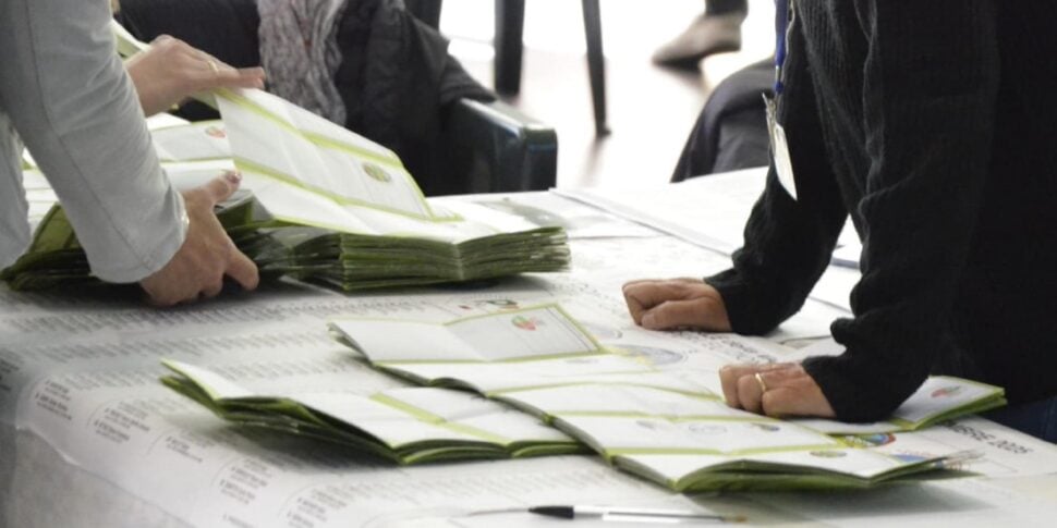 Messina, eleições autárquicas: definida a ordem dos candidatos e das listas nos cartazes dos círculos eleitorais