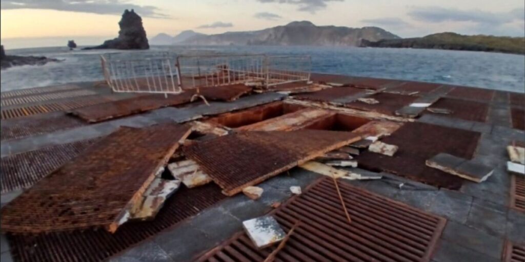 «O cais Ponente a Vulcano está em condições desastrosas»
