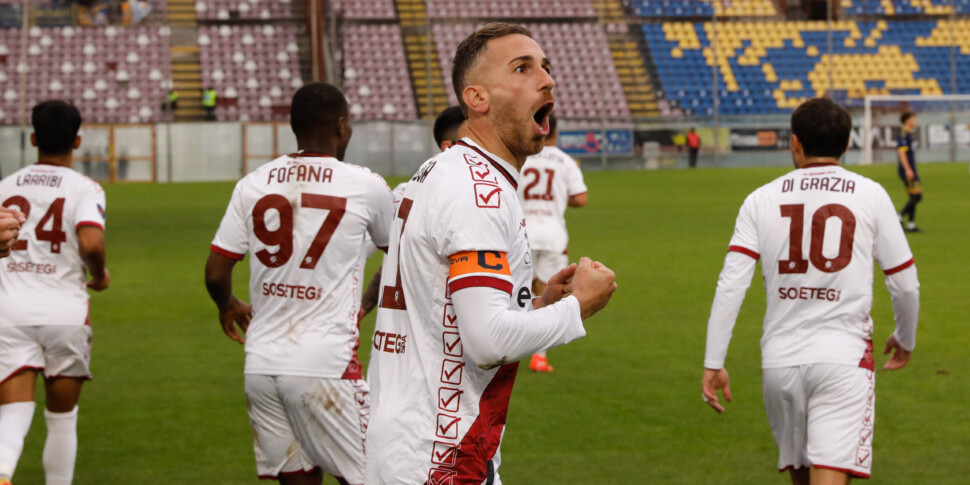 Reggina fecha com vitória sobre o Sambiase: terceiro na classificação nos playoffs