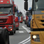 Transporte rodoviário em crise na Calábria: aumento dos preços do gasóleo e da liquidez, o setor exige intervenções urgentes