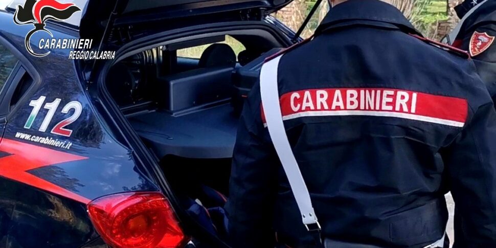 Viola vigilância especial e comete roubo domiciliar: mulher presa em Bagnara