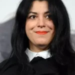Marjane Satrapi morreu aos 56 anos: ela descreveu o fundamentalismo iraniano em Persépolis