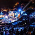 Taormina, a festa “After Us” retorna no dia 4 de julho. No palco Alberto Urso, Neri per caso e Cicchella