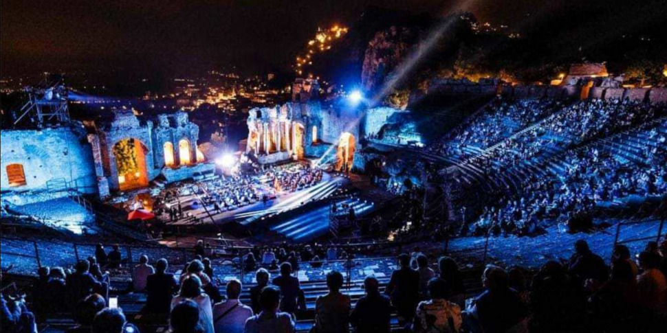 Taormina, a festa “After Us” retorna no dia 4 de julho. No palco Alberto Urso, Neri per caso e Cicchella