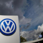 Volkswagen, a crise está piorando: a empresa pensa em dobrar as demissões, com até 100 mil empregos em risco