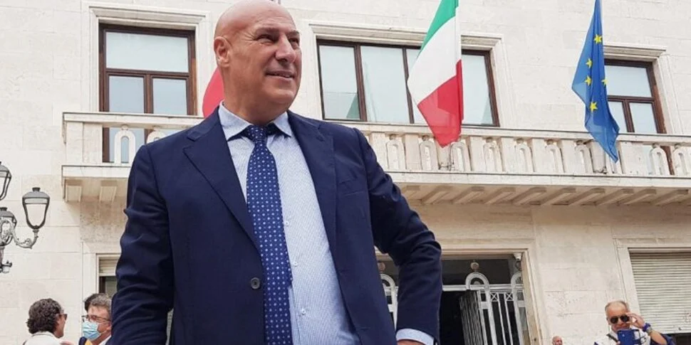 Emergência hídrica em Crotone, prefeito Voce aciona o Coc após nova falha na tubulação