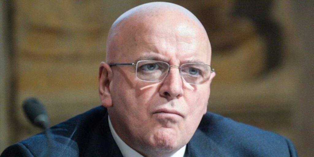 Reforma dos transportes na Calábria, Oliverio ataca: «Por que cancelar o ArtCal? A Região deveria parar e explicar"