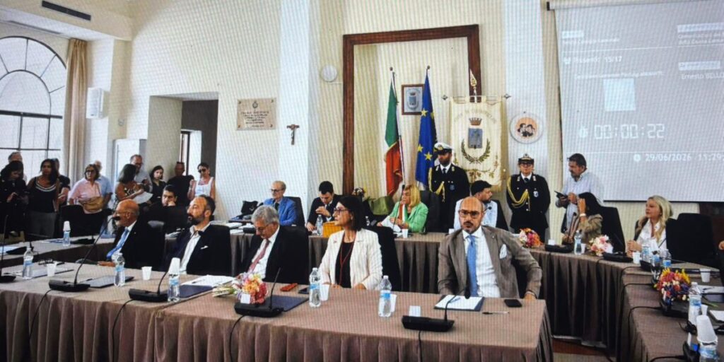 Castrovillari, Anna De Gaio lançam equipe de governo