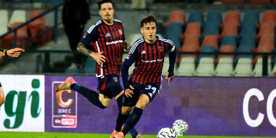 Cosenza hoje abraça Federico Coppitelli
