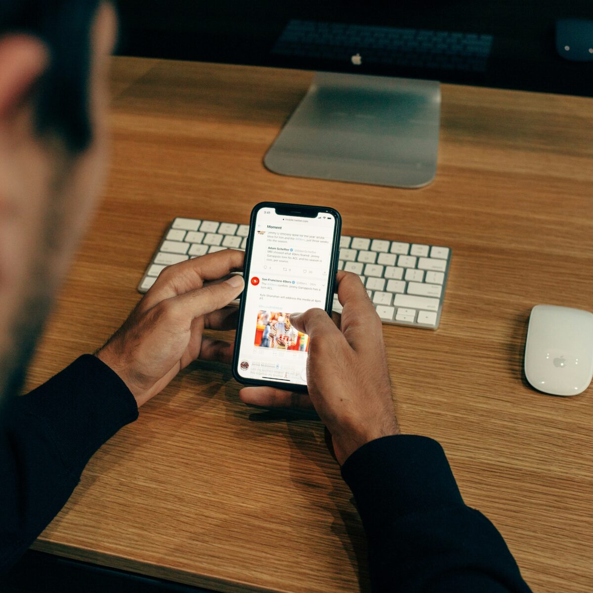 smartphone, notícias on-line