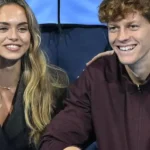 Jannik Sinner "surpreendeu" na Sardenha entre mergulhos e beijos ardentes com sua namorada Laila