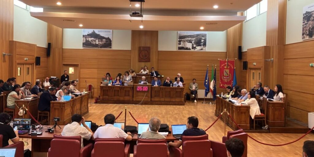 Lamezia: plano de recuperação aprovado, mas défice pode aumentar