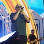 Max Pezzali ilumina Messina: 40.000 em Franco Scoglio para um karaokê geracional FOTO