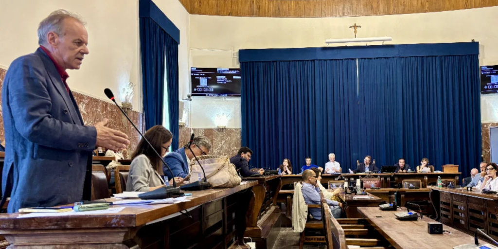 Messina, primeiras faíscas na Câmara Municipal. E as “ilhas” de centro-direita Scurria