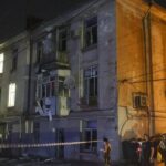Moscou ataca Odessa durante a noite: dois mortos e oito feridos. Zelensky: bombardeiro russo Tu-95 destruído