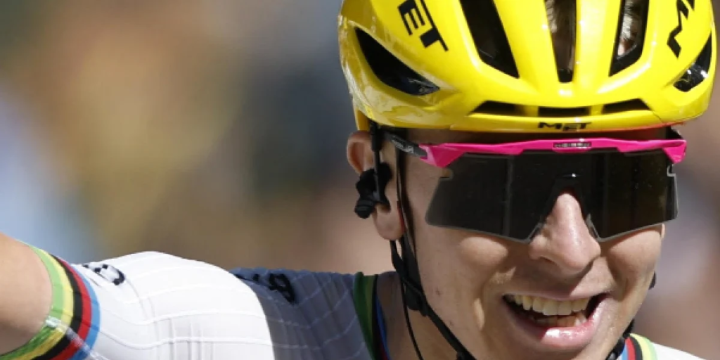 Pogacar-show, vence a terceira etapa e leva a camisa amarela no Tour de France