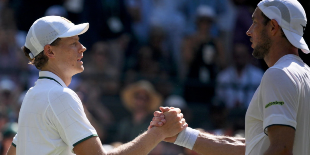 Struff é difícil, mas Sinner é mais difícil! O camisa 1 vence por 3 a 0 e voa para as semifinais em Wimbledon: “Foi muito difícil”. Agora o eterno Djokovic