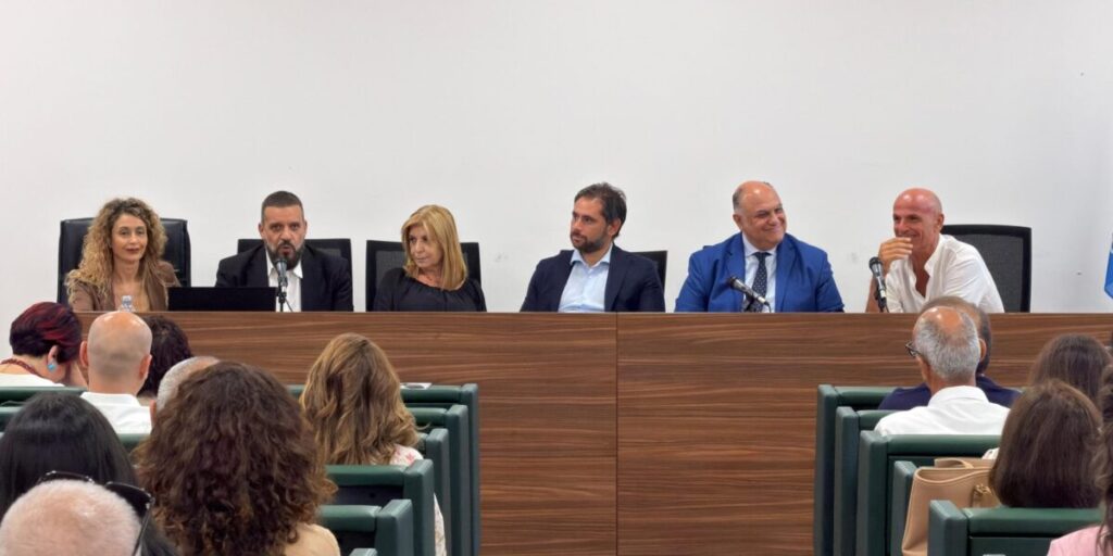 A Região da Calábria fortalece os Centros de Emprego com um reforço do pessoal