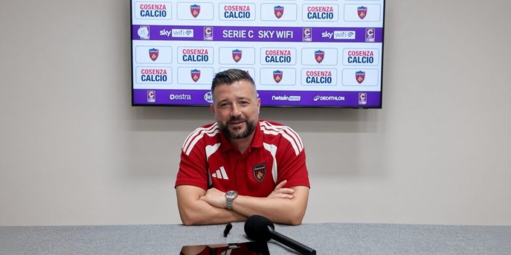 Cosenza, começa o campeonato: Coppitelli lança o desafio a Cerignola, «Temos o que é preciso para nos divertir e entreter»