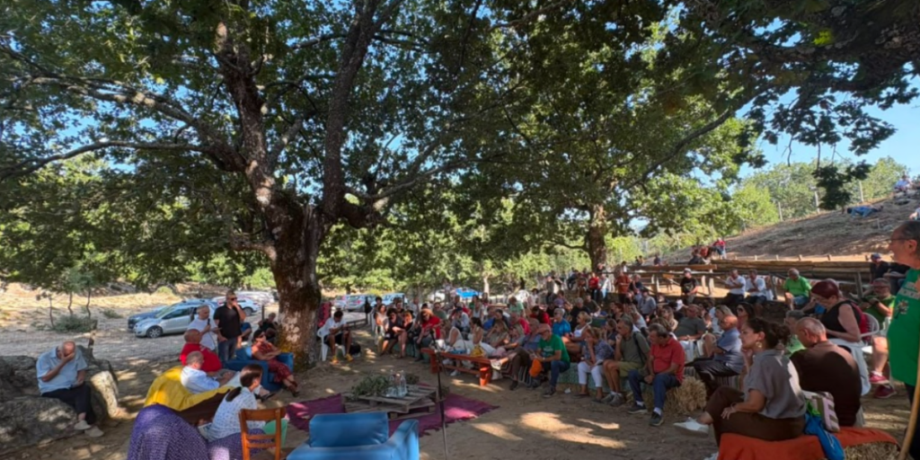 Aposta ganha: tem gente em Aspromonte. Sucesso da oitava edição no Africo Vecchio