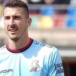Crotone, três certezas para Greco: Merelli, Zunno e Musso permanecem, mas nenhuma é intransferível