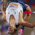 Gimbo Tamberi está de volta! Ouro no salto em altura no Campeonato Europeu de Birmingham. Terceiro Sioli Bronze também para Desalu nos 200 metros