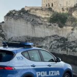 Tropea: descoberta uma atividade ilegal de garagem de veículos ao ar livre, duas áreas limpas