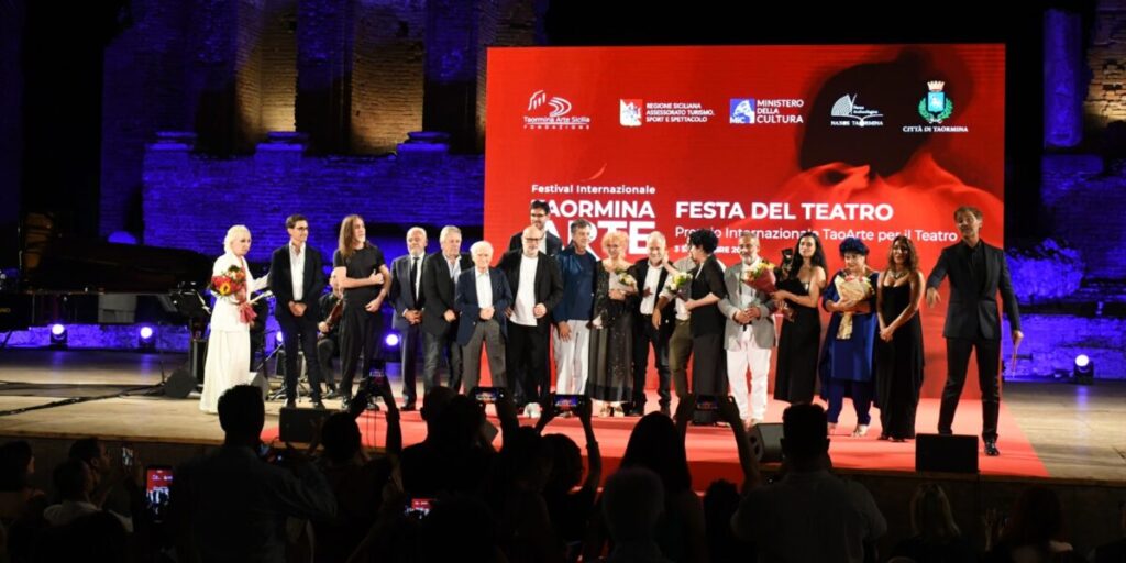 Doze vencedores, doze histórias teatrais: Festival de Teatro Taormina Arte