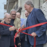 Vibo, é inaugurado o centro de escuta social La Goccia: ajuda para pessoas vulneráveis, mesmo em casa