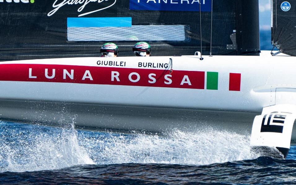 Copa América, Luna Rossa vence Nova Zelândia e vence regata preliminar em Nápoles