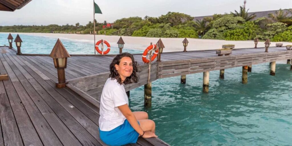 De Messina às Maldivas, Federica Moscheo transforma o mar numa missão: «Quero criar uma ponte entre dois mundos»