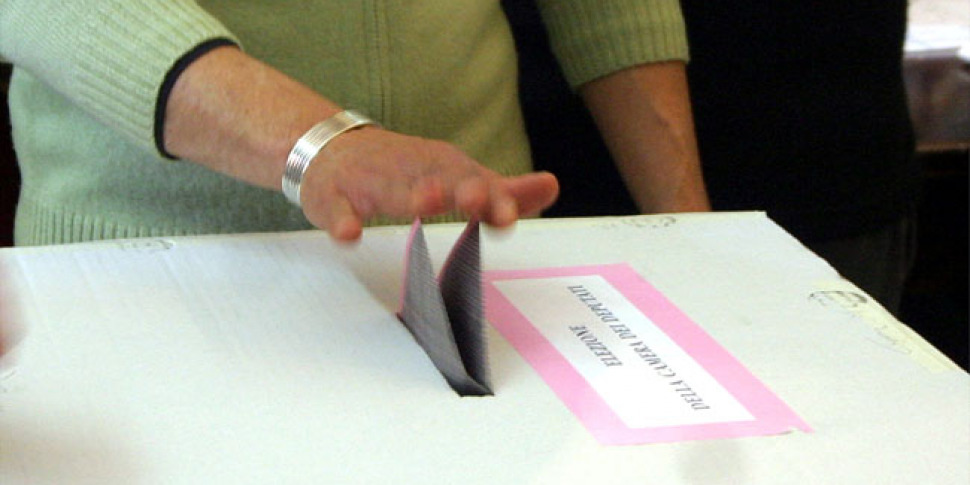 Eleição suplementar: a votação ocorre em 71 municípios de Reggino, 487 cadeiras