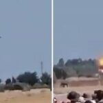 Grécia, avião militar cai durante uma manifestação: dois pilotos a bordo